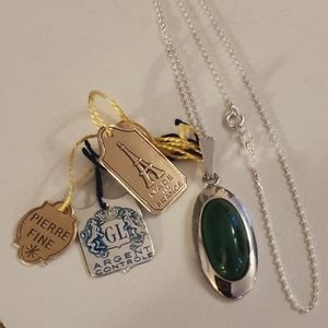 Green Agate Pendant Necklace